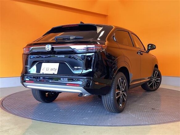 2025 Honda Vezel II, чёрный, 2555000 рублей - вид 3