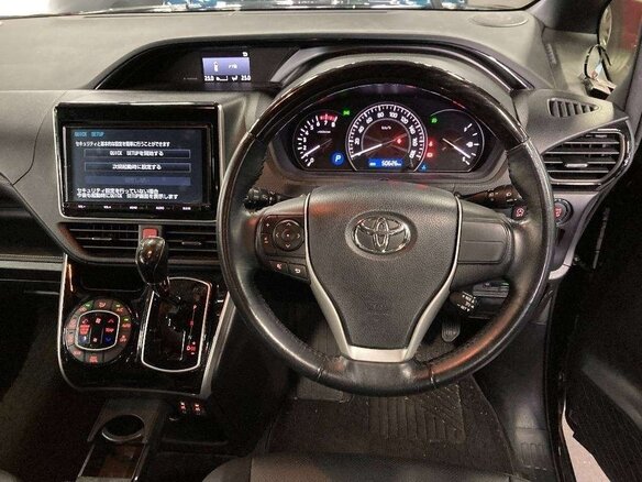 2021 Toyota Esquire I Рестайлинг, чёрный, 2000000 рублей - вид 8