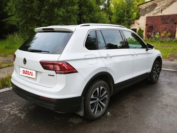 2019 Volkswagen Tiguan II, белый, 2500000 рублей - вид 1