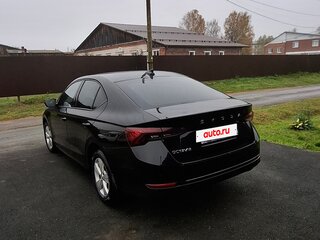 2021 Skoda Octavia IV (A8), чёрный, 2300000 рублей, вид 3