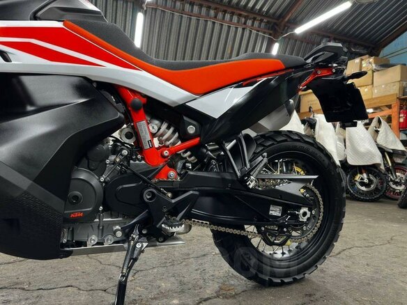 2020 KTM 790 Adventure, белый, 1030000 рублей - вид 13