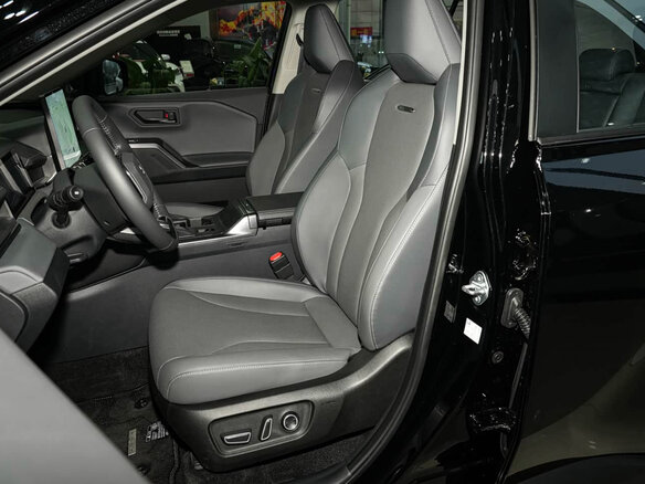 2026 Toyota RAV4 VI (XA60), чёрный, 3995000 рублей - вид 6