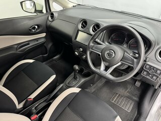 2017 Nissan Note II Рестайлинг, серый, 885000 рублей, вид 4