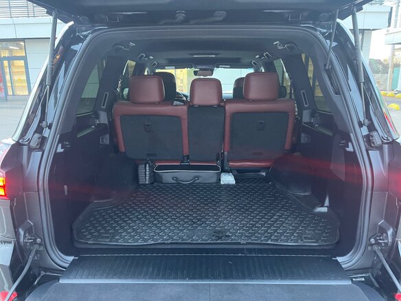 2020 Lexus LX 570 III Рестайлинг 2, чёрный, 13000000 рублей - вид 11