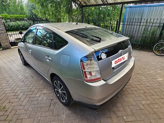 2005 Toyota Prius II (XW20), серебристый, 790000 рублей, вид 3