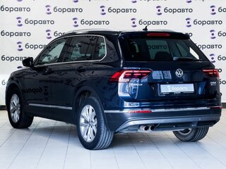 2017 Volkswagen Tiguan II, синий, 2522000 рублей, вид 4