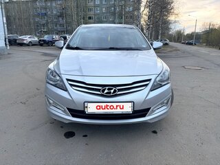 2016 Hyundai Solaris I Рестайлинг, серебристый, 950000 рублей, вид 2