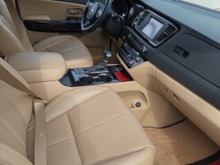 2019 Kia Carnival III, чёрный, 1650000 рублей, вид 5