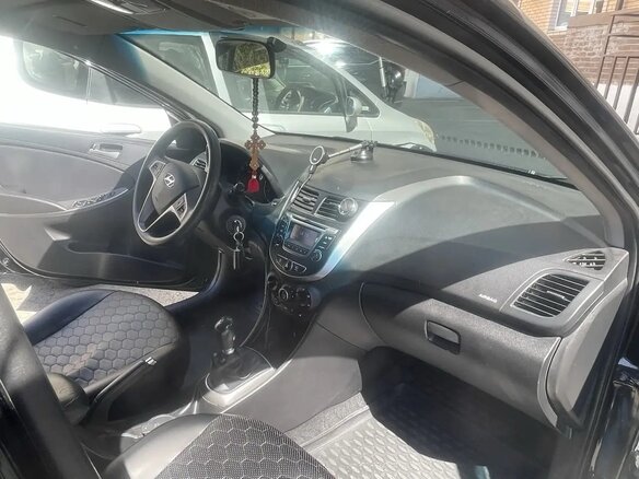 2016 Hyundai Solaris I Рестайлинг, чёрный, 1000050 рублей - вид 11