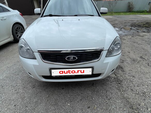 2012 Lada (ВАЗ) Priora I, белый, 360000 рублей - вид 1