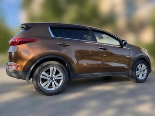 2017 Kia Sportage IV, коричневый, 2200000 рублей, вид 2