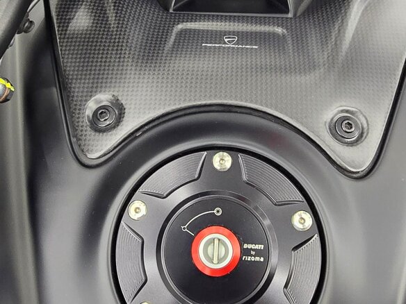 2026 Ducati Diavel V4, чёрный, 3450000 рублей - вид 9