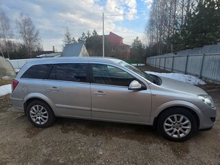 2014 Opel Astra H Рестайлинг, серебристый, 850000 рублей, вид 1