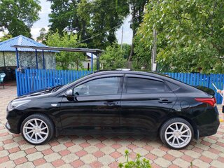 2019 Hyundai Solaris II, чёрный, 1300000 рублей, вид 5
