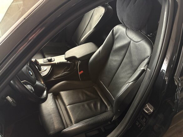 2018 BMW 3 серии 320d VI (F3x) Рестайлинг, чёрный, 2800000 рублей - вид 22