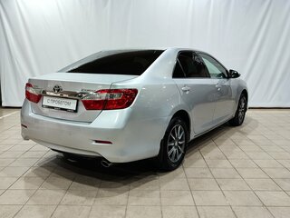 2013 Toyota Camry VII (XV50), серебристый, 1450000 рублей, вид 4