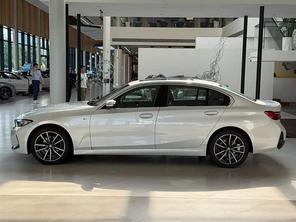 2022 BMW 3 серии 320Li VII (G2x) Рестайлинг, белый - вид 2