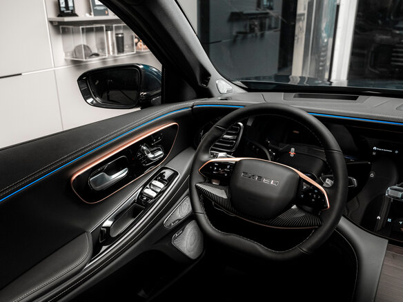 2025 Exeed VX I Рестайлинг, зелёный, 5530000 рублей - вид 5