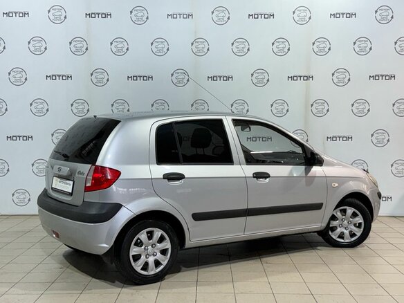 2010 Hyundai Getz I Рестайлинг, серебристый - вид 3