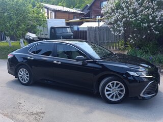 2021 Toyota Camry VIII (XV70) Рестайлинг, чёрный, 2799000 рублей, вид 2
