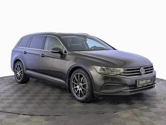 2021 Volkswagen Passat B8 Рестайлинг, чёрный, 2450000 рублей - вид 2