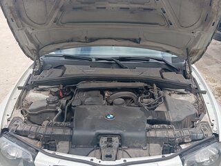 2010 BMW 1 серии 116i I (E81/E82/E87/E88) Рестайлинг, белый, 570000 рублей, вид 5