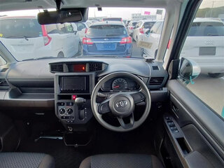 2022 Toyota Roomy I Рестайлинг, серебристый, 990000 рублей, вид 4