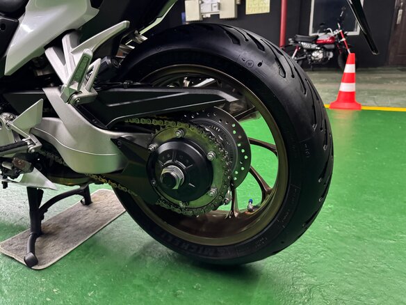 2017 Honda VFR 800, белый, 785000 рублей - вид 27