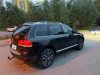 2006 Volkswagen Touareg I, чёрный, 685000 рублей, вид 5