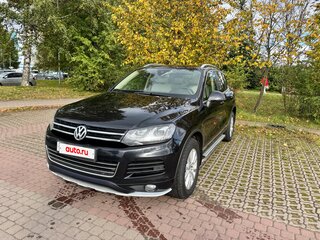 2014 Volkswagen Touareg II, чёрный, 3640000 рублей, вид 4