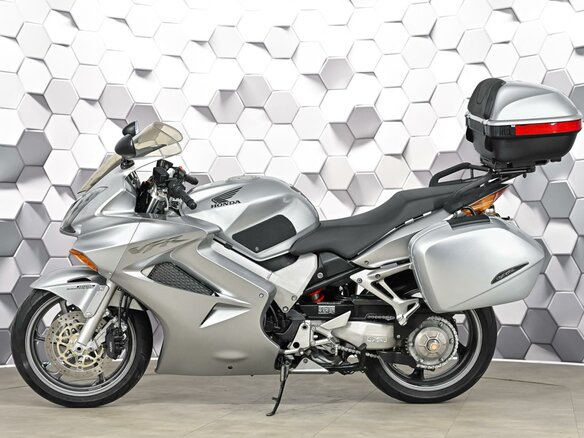 2005 Honda VFR 800, серебристый, 497000 рублей - вид 3