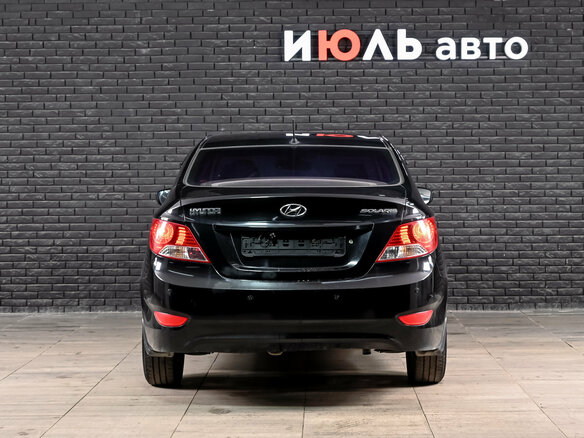 2012 Hyundai Solaris I, чёрный - вид 3