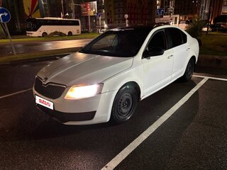 2015 Skoda Octavia III (A7), белый, 350000 рублей, вид 1