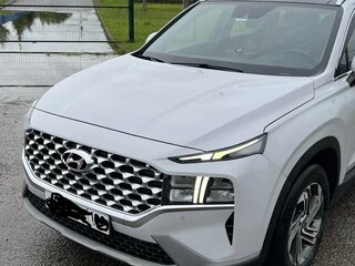 2021 Hyundai Santa Fe IV Рестайлинг, белый, 3500000 рублей, вид 1