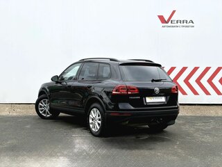 2015 Volkswagen Touareg II Рестайлинг, чёрный, 2070000 рублей, вид 3