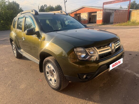 2015 Renault Duster I Рестайлинг, зелёный - вид 1