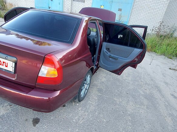 2011 Hyundai Accent ТагАЗ II, красный, 500000 рублей - вид 6