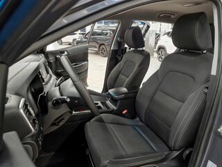 2017 Kia Sportage IV, синий, 1683000 рублей, вид 5