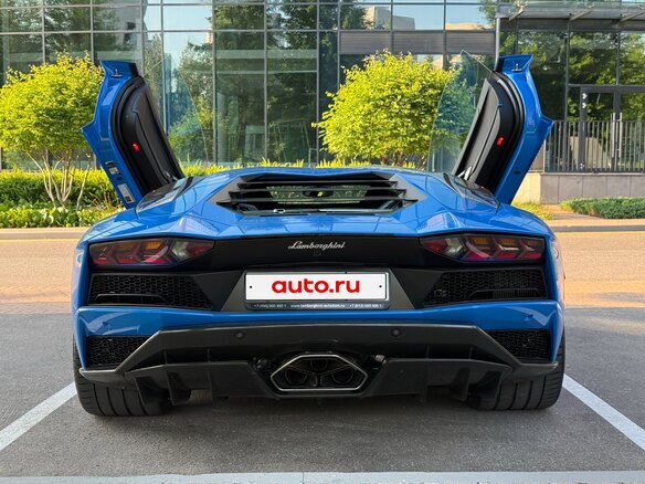 2017 Lamborghini Aventador I Рестайлинг, синий, 29250000 рублей - вид 17