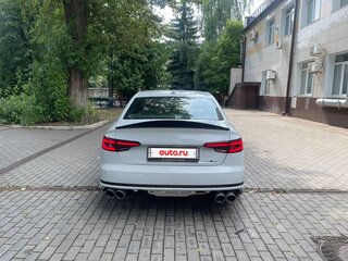 2017 Audi A4 V (B9), белый, 2300000 рублей, вид 4