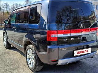 2009 Mitsubishi Delica D:5 I, зелёный, 1600000 рублей, вид 3