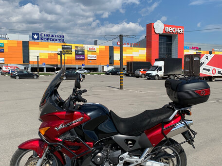 2003 Honda XL1000V Varadero, красный, 560000 рублей, вид 4