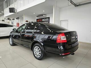2011 Skoda Octavia II (A5) Рестайлинг, чёрный, 865000 рублей, вид 5