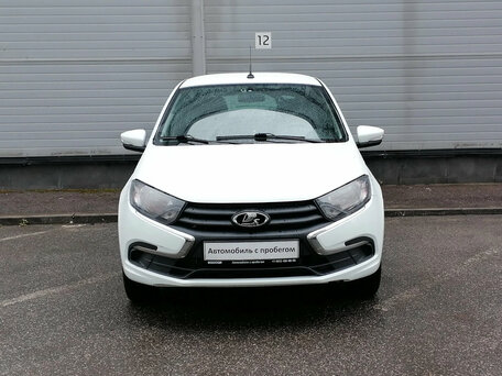 2023 Lada (ВАЗ) Granta I Рестайлинг, белый, 619000 рублей, вид 2