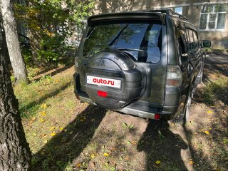 2013 Mitsubishi Pajero IV Рестайлинг 1, серый, 2439000 рублей, вид 3