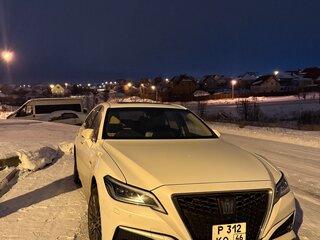 2019 Toyota Crown XV (S220), белый, 4100000 рублей, вид 4
