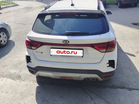 2021 Kia Rio X IV Рестайлинг, белый, 1411000 рублей, вид 4