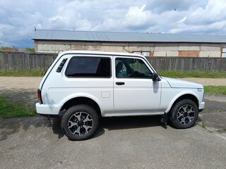 2025 Lada (ВАЗ) Niva Legend Euro-2 I, белый, 1100000 рублей, вид 2