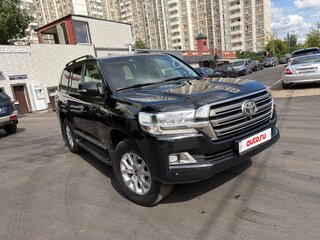 2015 Toyota Land Cruiser 200 Series Рестайлинг 2, чёрный, 4300000 рублей, вид 4