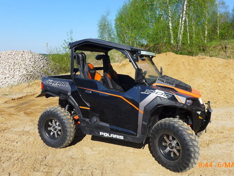 2017 Polaris General 1000, чёрный, 1500000 рублей, вид 2